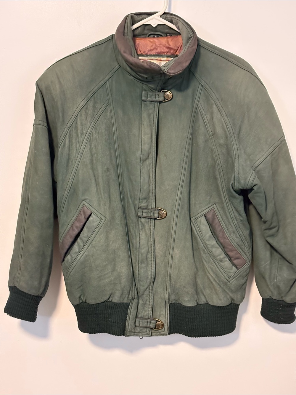 Men's Vintage Green Leather Bomber Jacket - Classic Collar